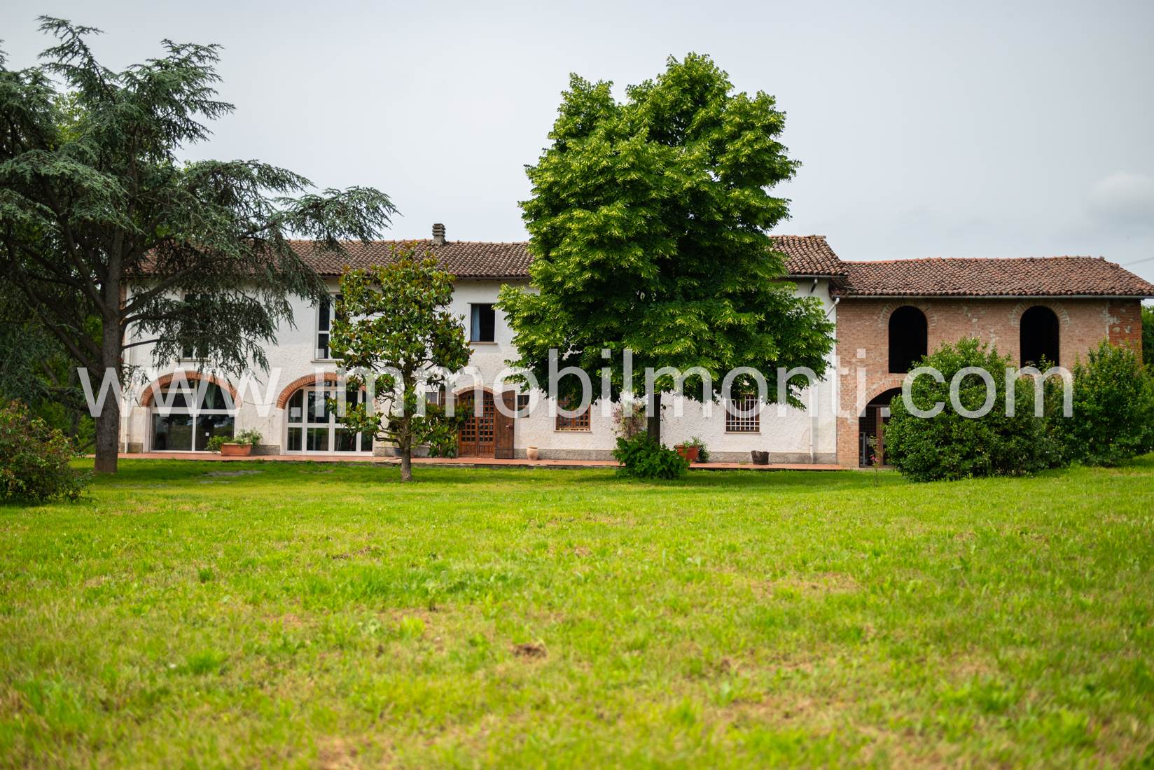 House in Rocca Grimalda - view 1
