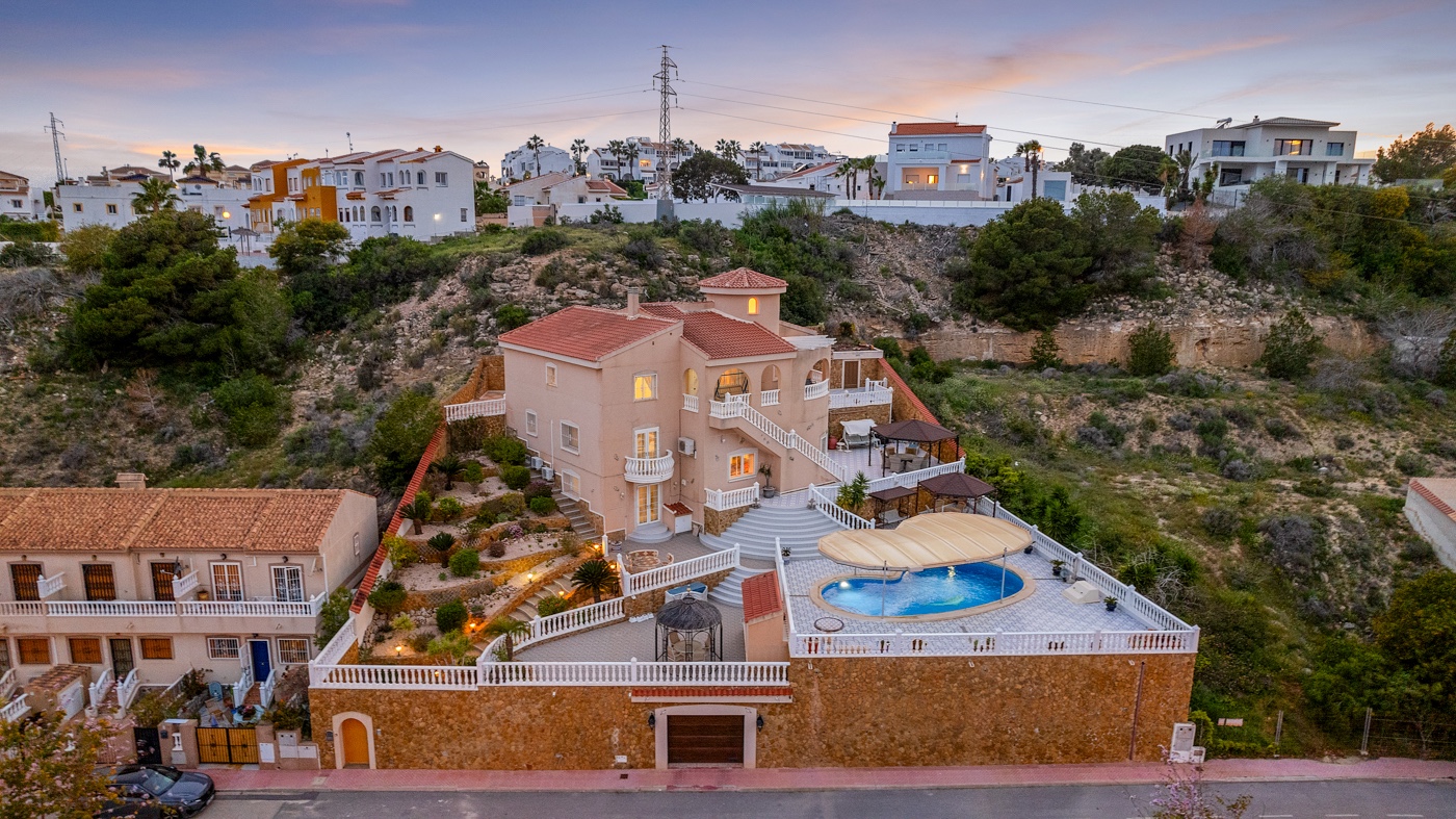 Villa in Ciudad Quesada - view 1