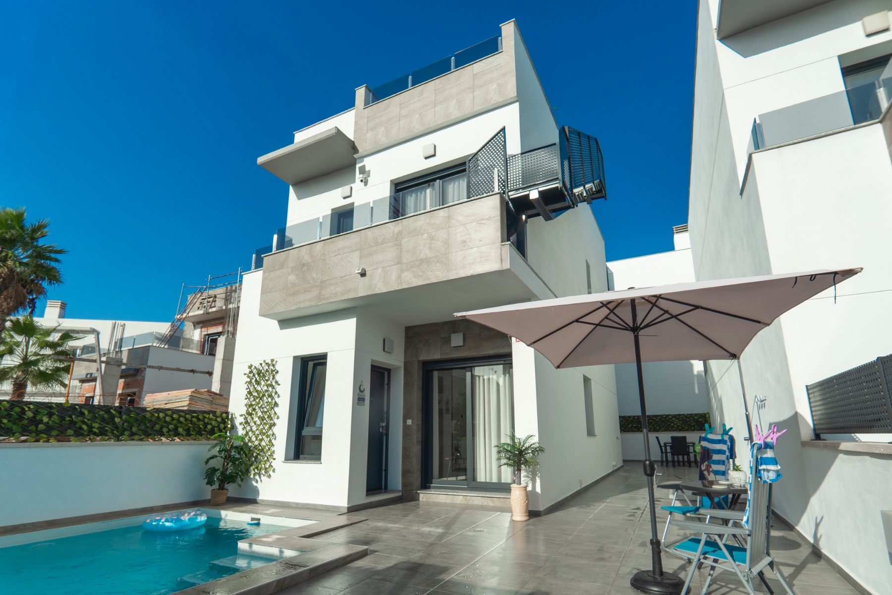 Villa in Torrevieja - view 1