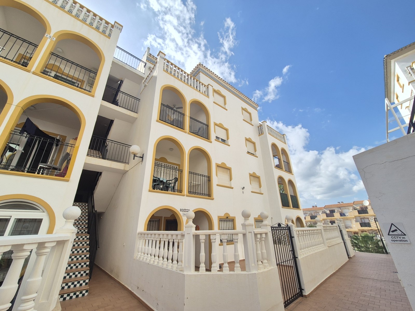 Apartment in La Zenia - view 1