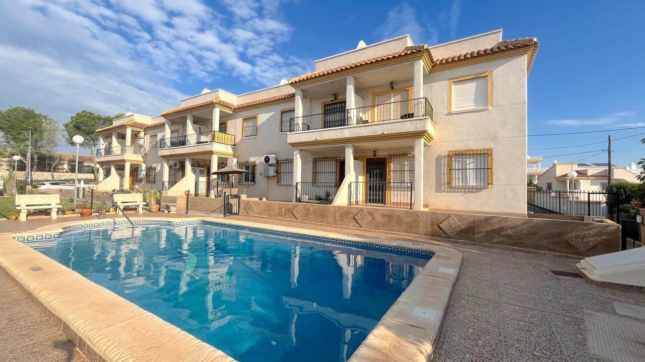 Apartment in Algorfa - view 1