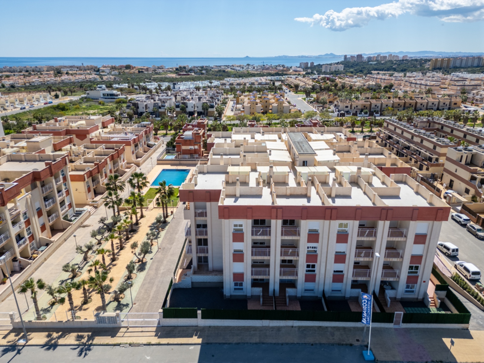 Apartment in Alicante - view 1