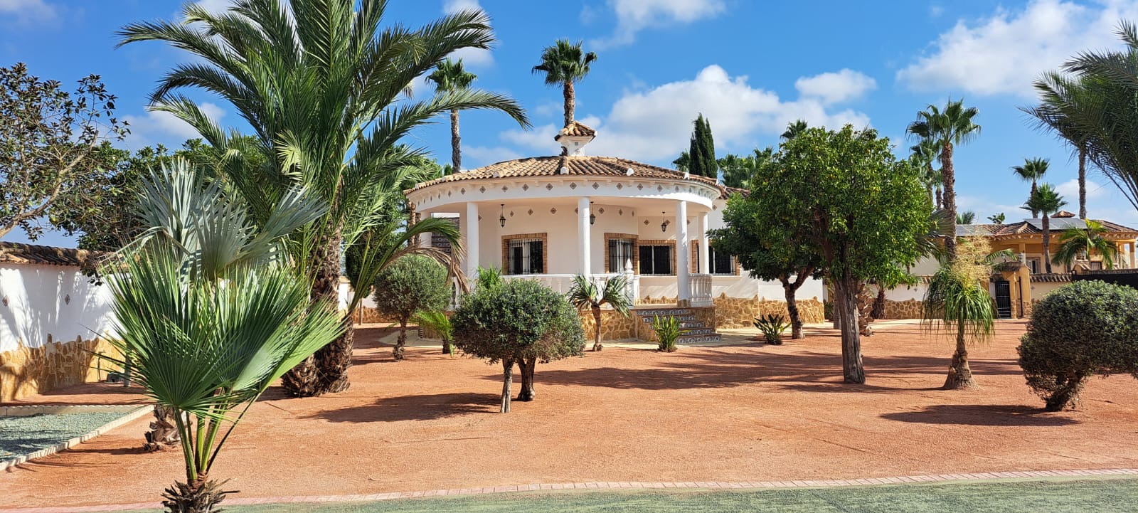 House in Dolores - view 1