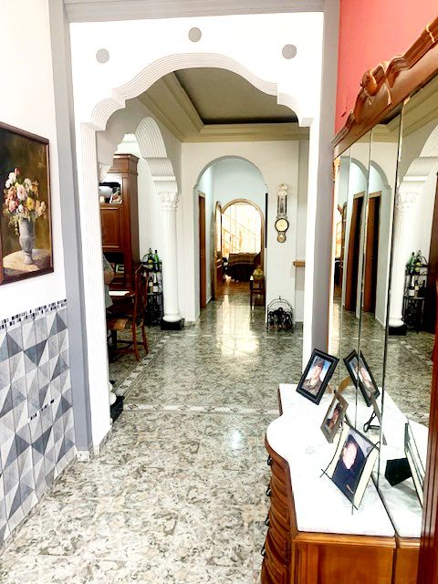 House in Vergel - view 1