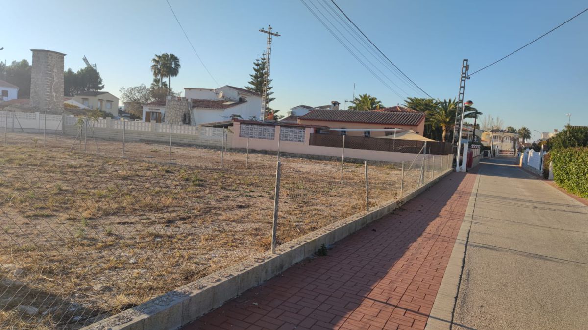 Villa in Alicante - view 1