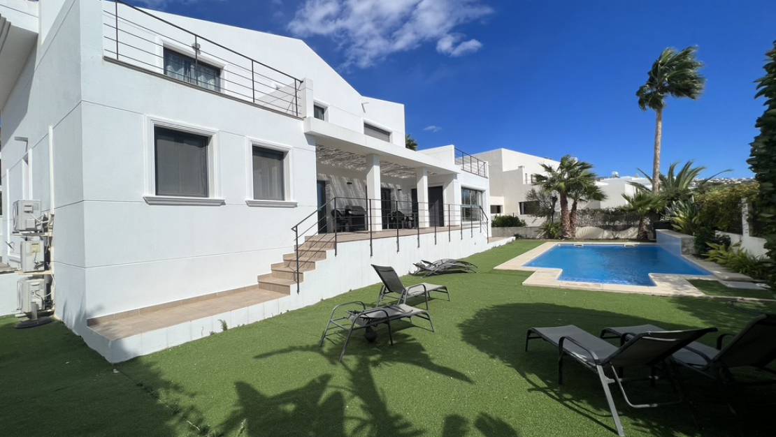 Villa in Moraira - view 1
