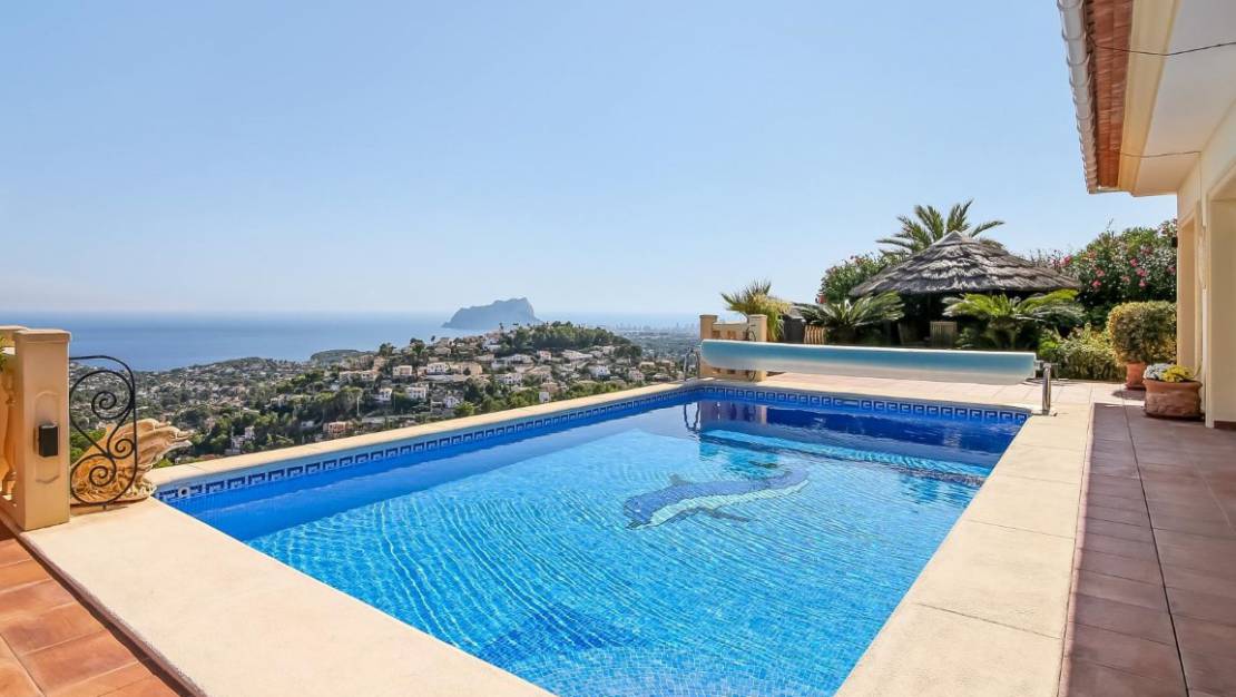 Villa in Moraira - view 1