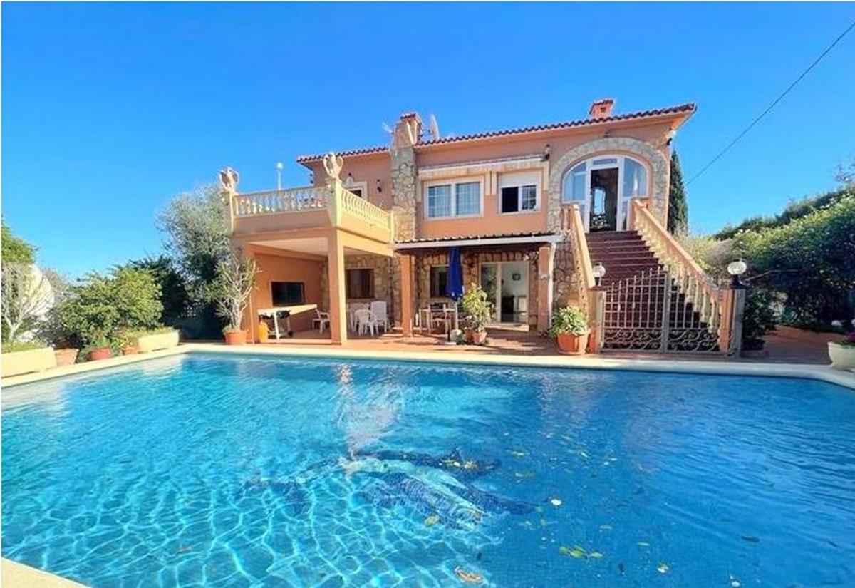Villa in Denia - view 1