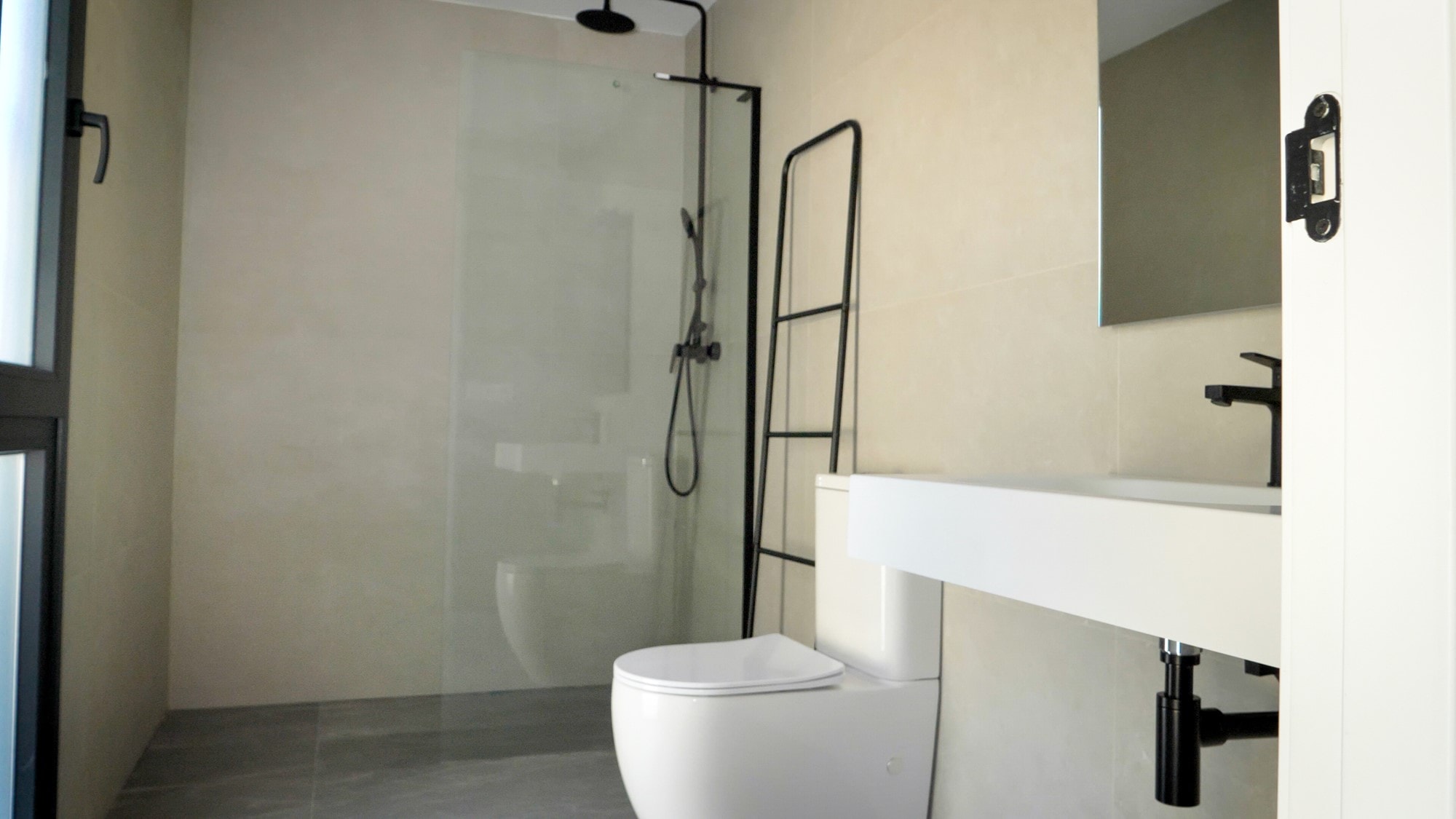 Villa in Alicante - view 1