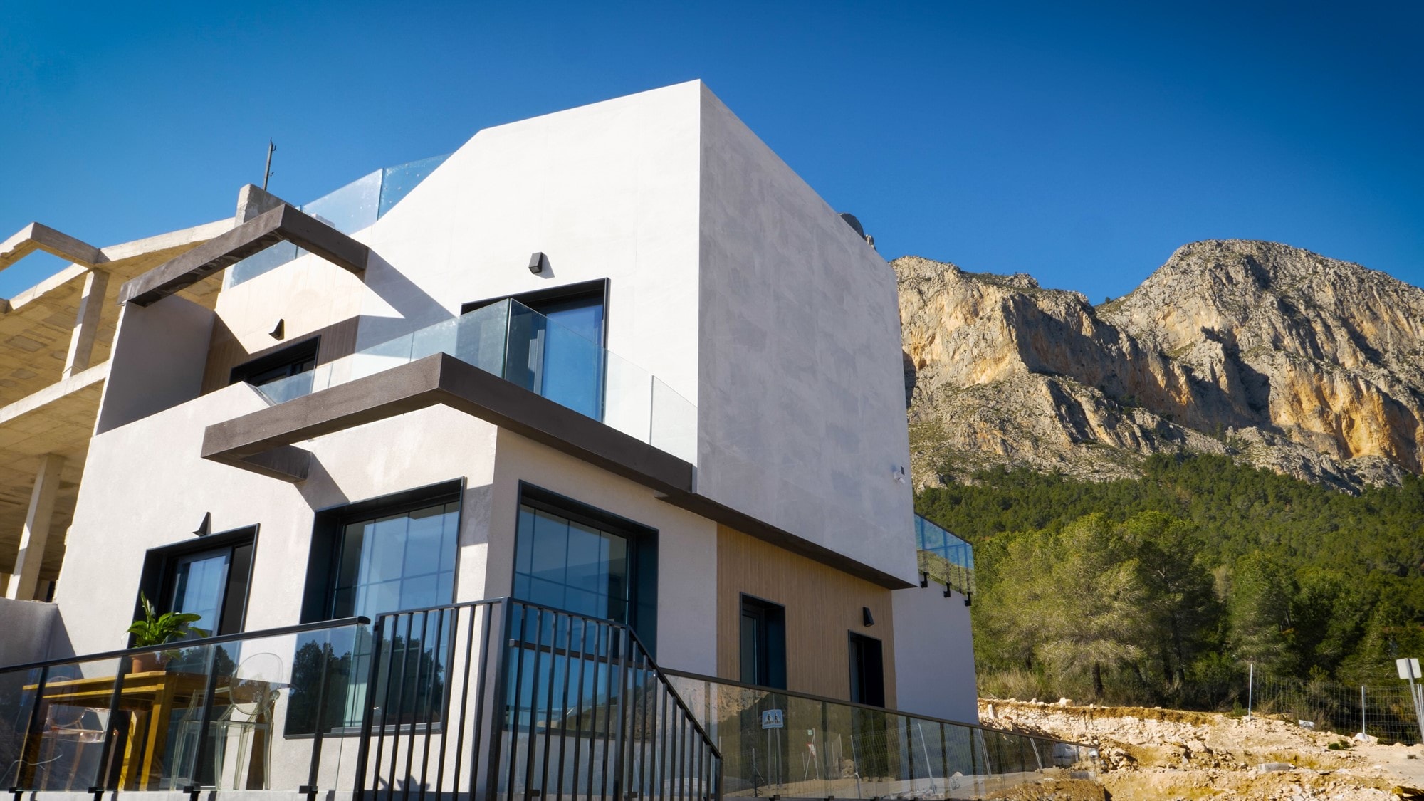 Villa in Alicante - view 1