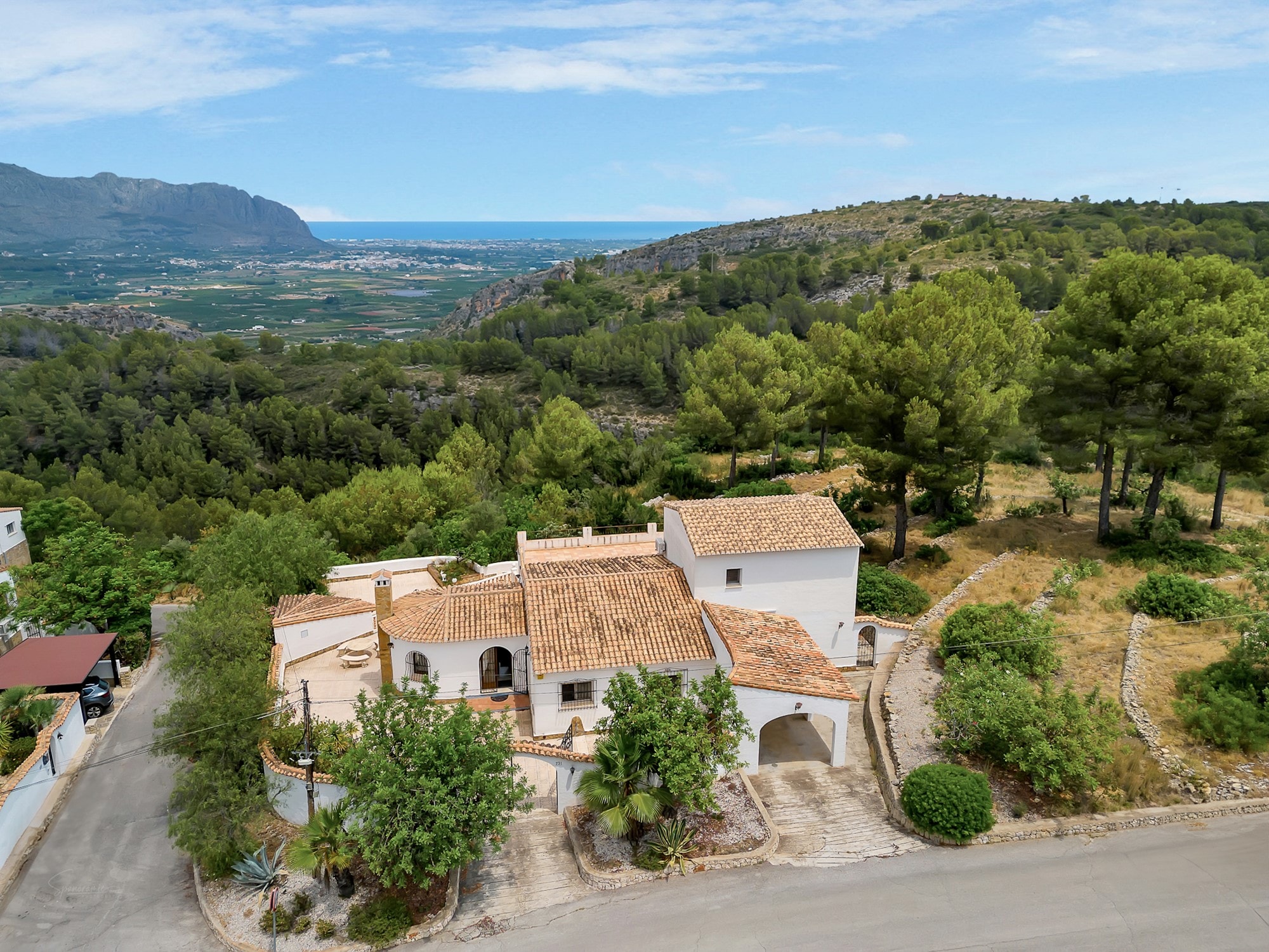 Villa in Alicante - view 1