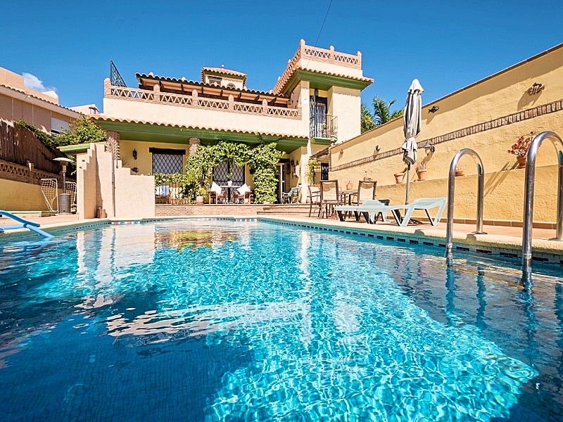 Villa in Cuevas del Almanzora - view 1