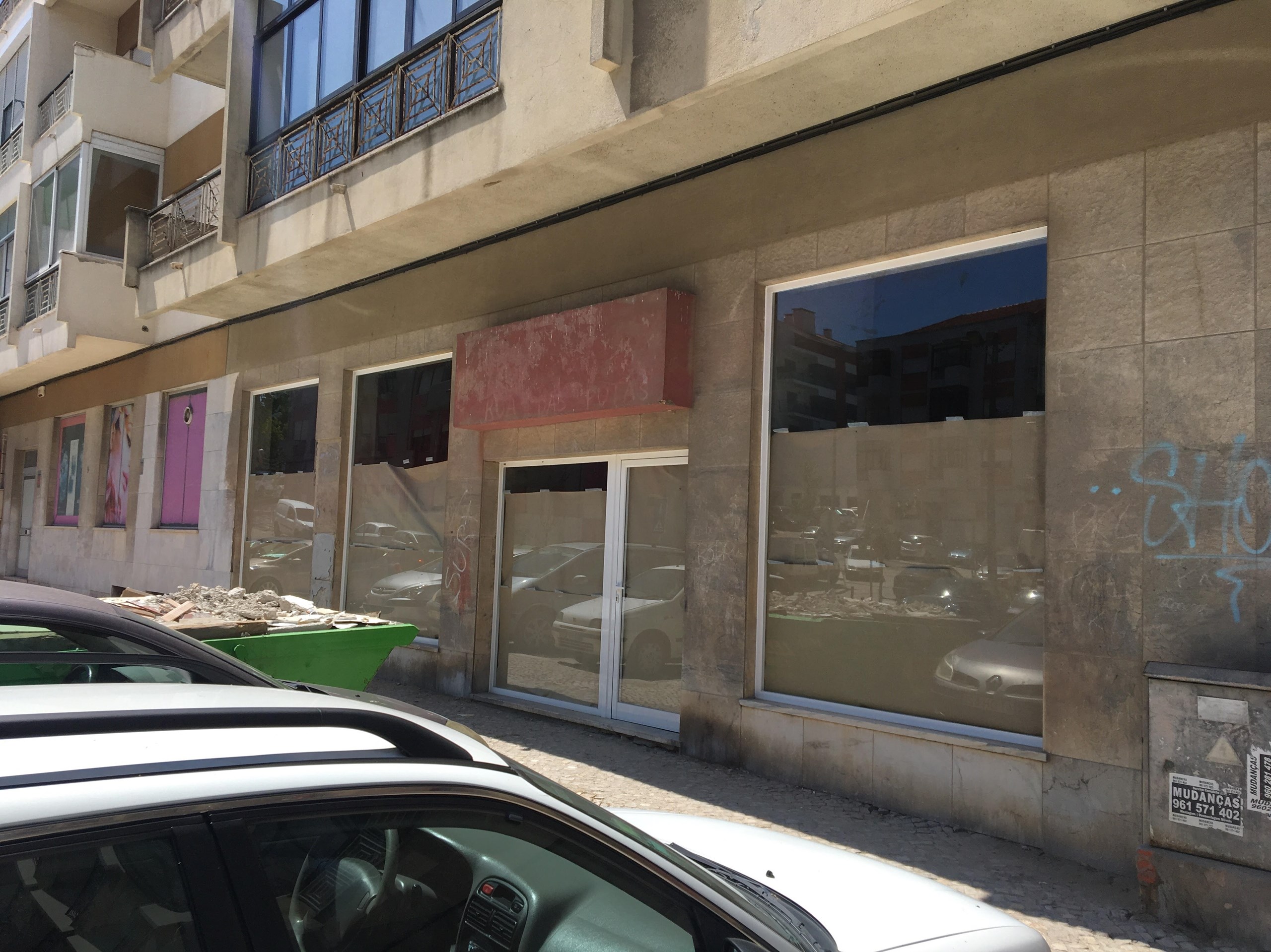 House in Barreiro - view 1