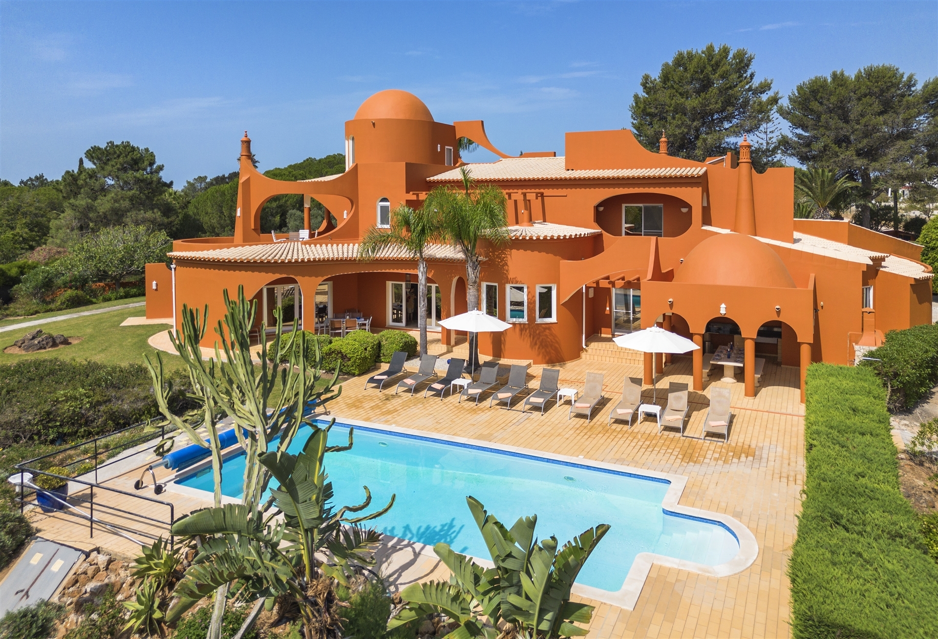 House in Lagoa - view 1