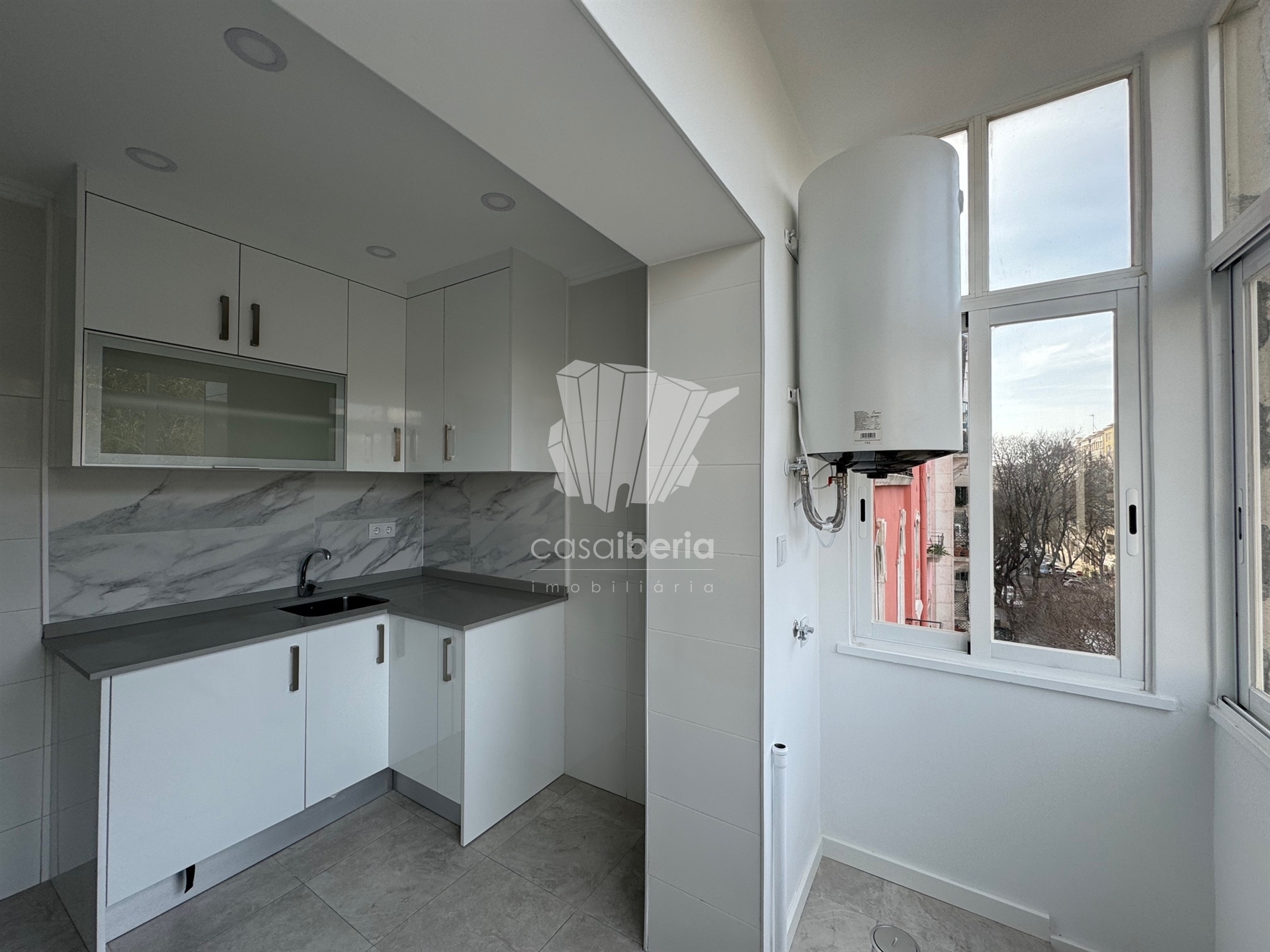 Apartment in Lisbon - view 1
