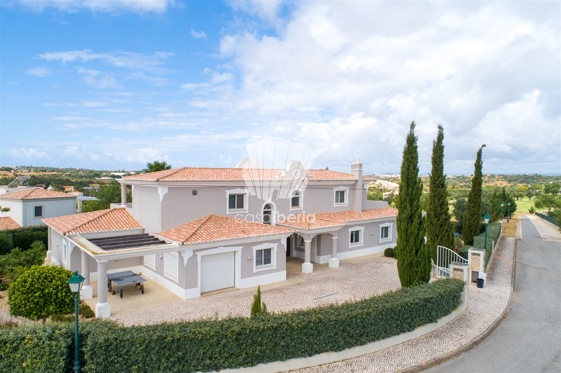 House in Lagoa - view 1
