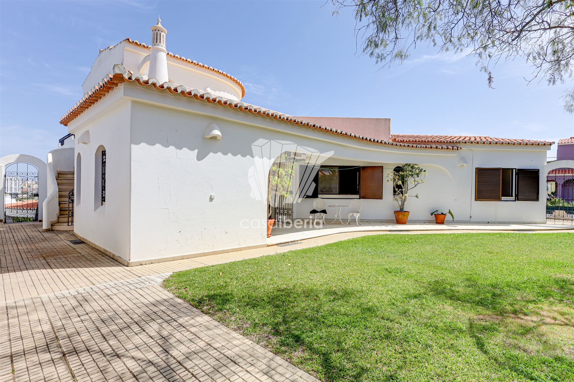 House in Faro - view 1