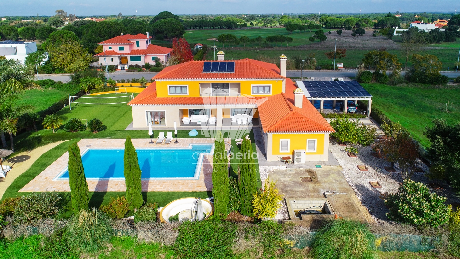 House in Santo Estevao - view 1