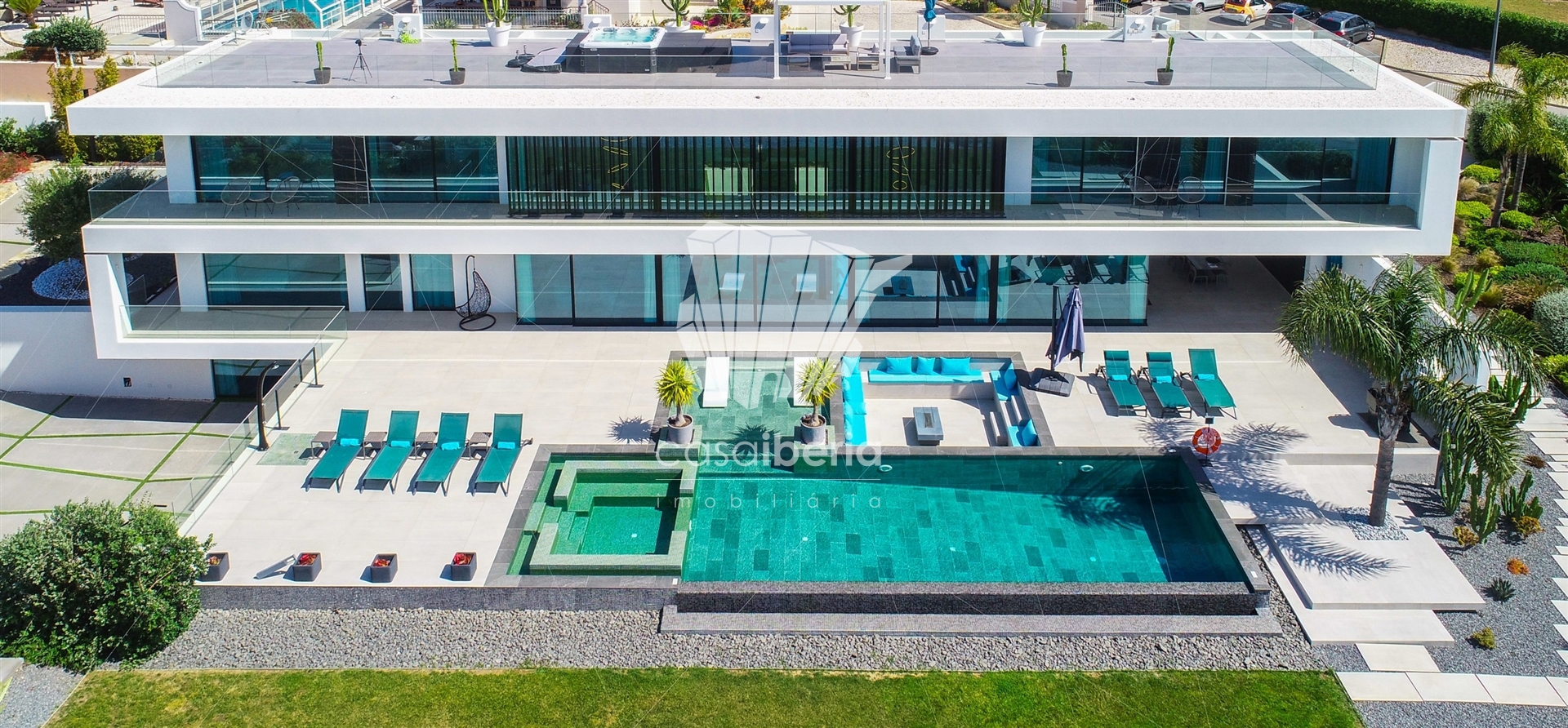 House in Lagoa - view 1