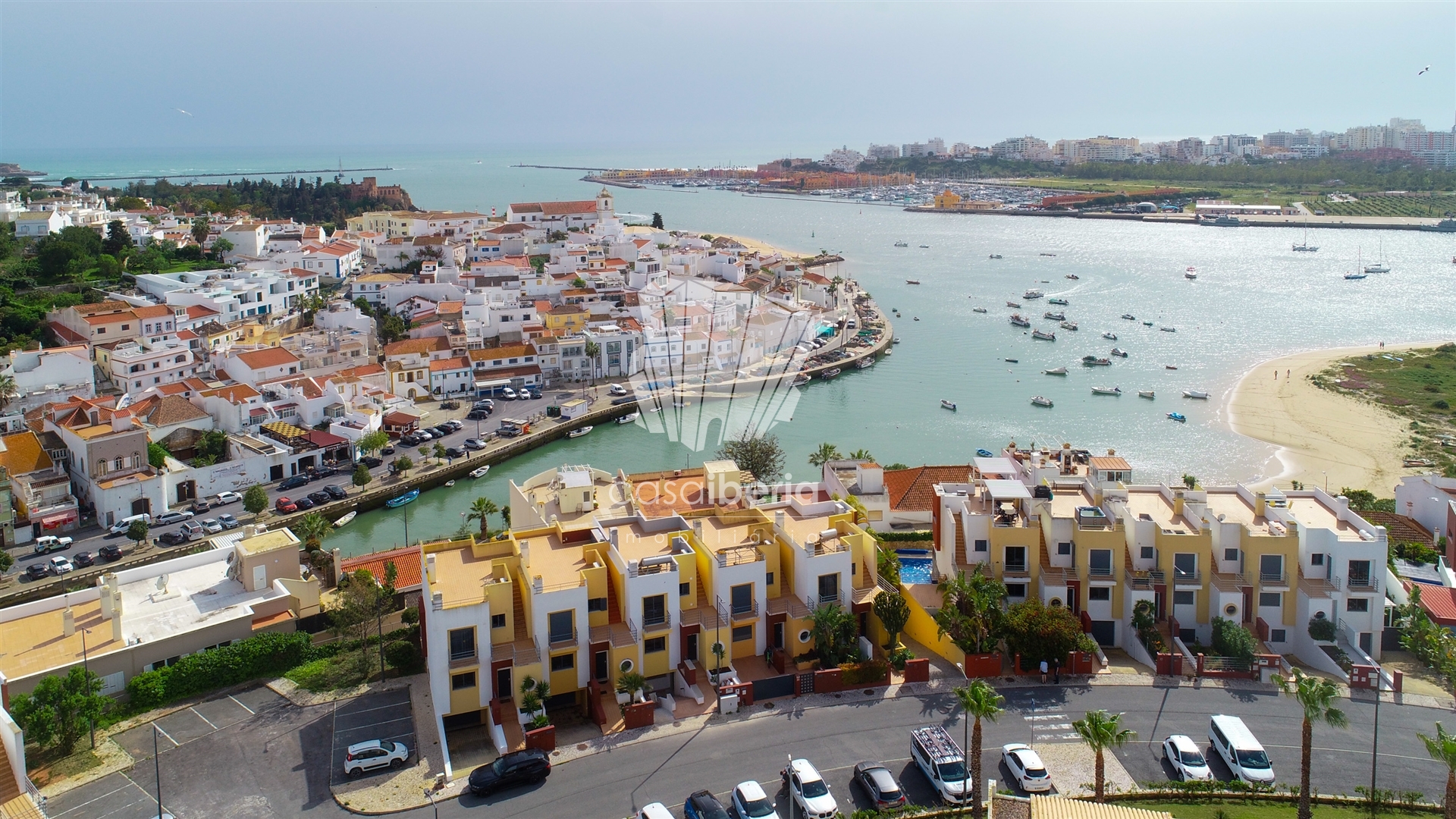House in Lagoa - view 1