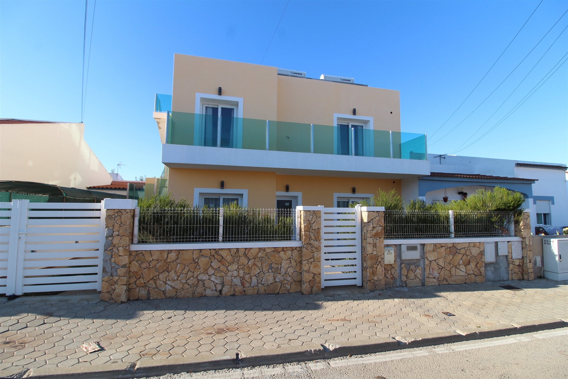 House in Sagres - view 1