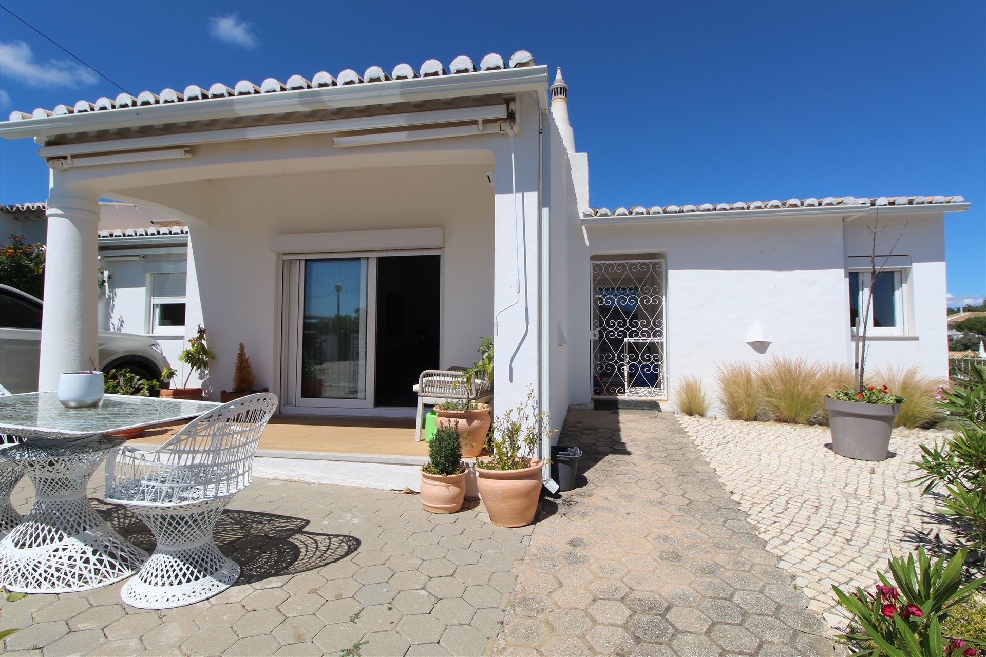 House in Senhora da Luz - view 1
