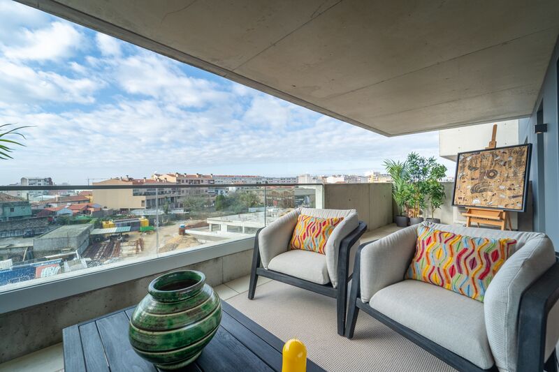 Apartment in Matosinhos - view 1