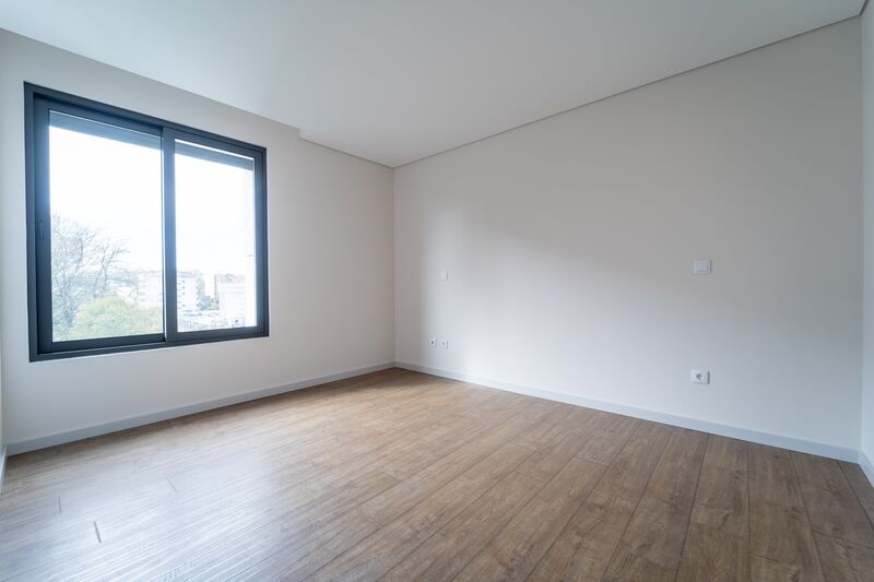 Apartment in Porto - view 1