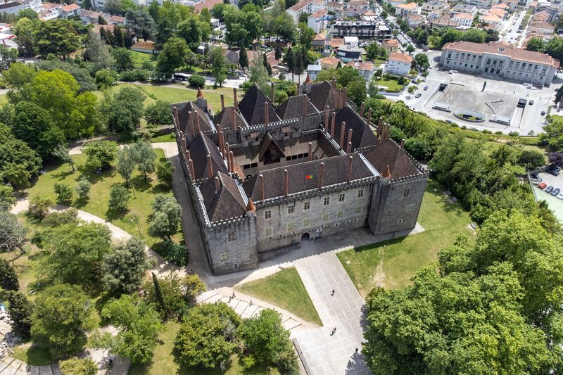 Apartment in Guimaraes - view 1