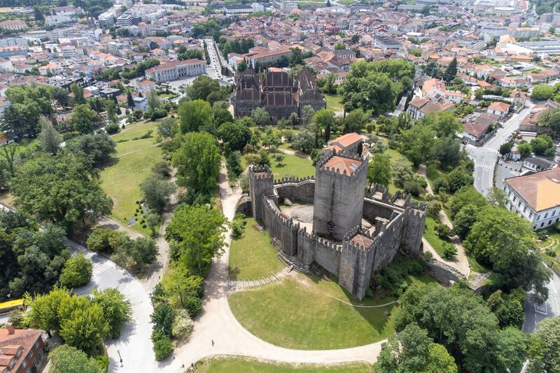 Apartment in Guimaraes - view 1