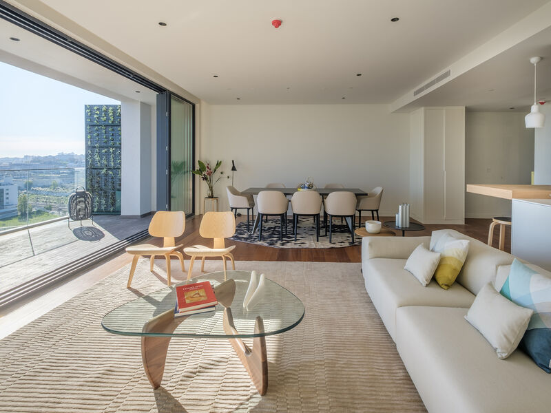Apartment in campo pequeno - view 1