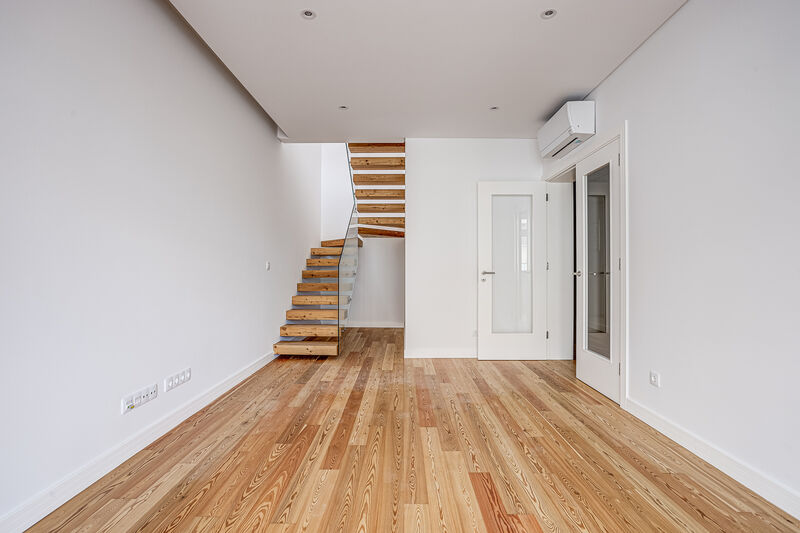 Apartment in Lisbon - view 1