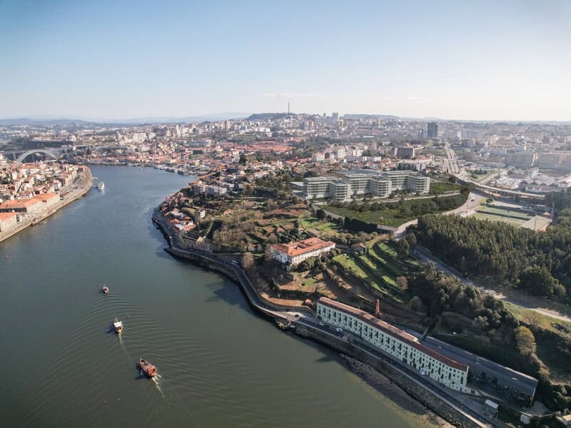 Apartment in Vila Nova de Gaia - view 1