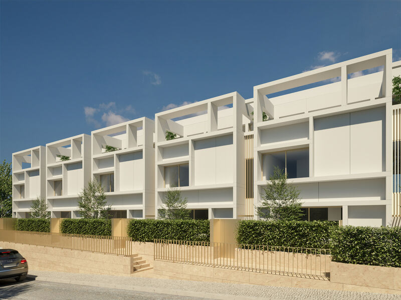 Villa in Lisbon - view 1