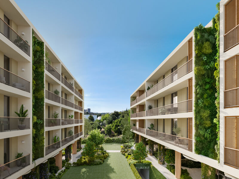 Apartment in Carnaxide - view 1
