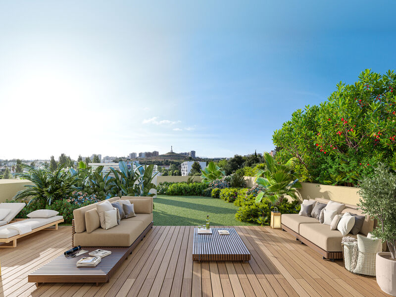 Apartment in Carnaxide - view 1