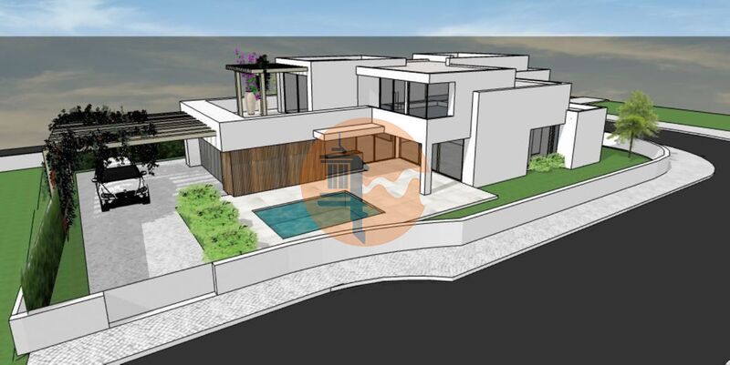 Land in Faro - view 1