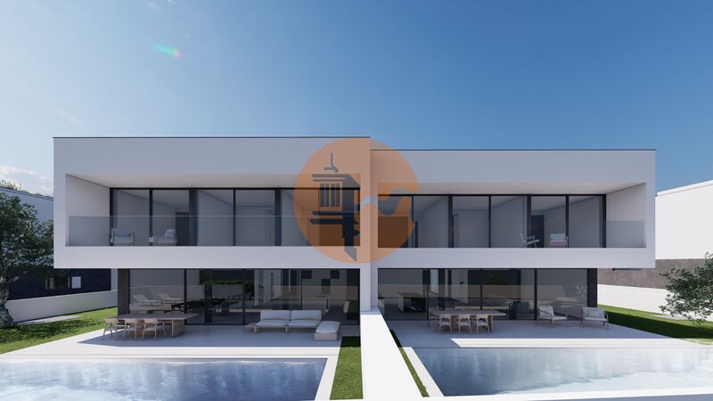 Villa in Lagos - view 1