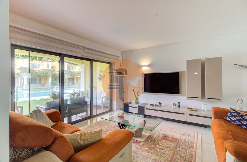 Villa in Tavira - view 1