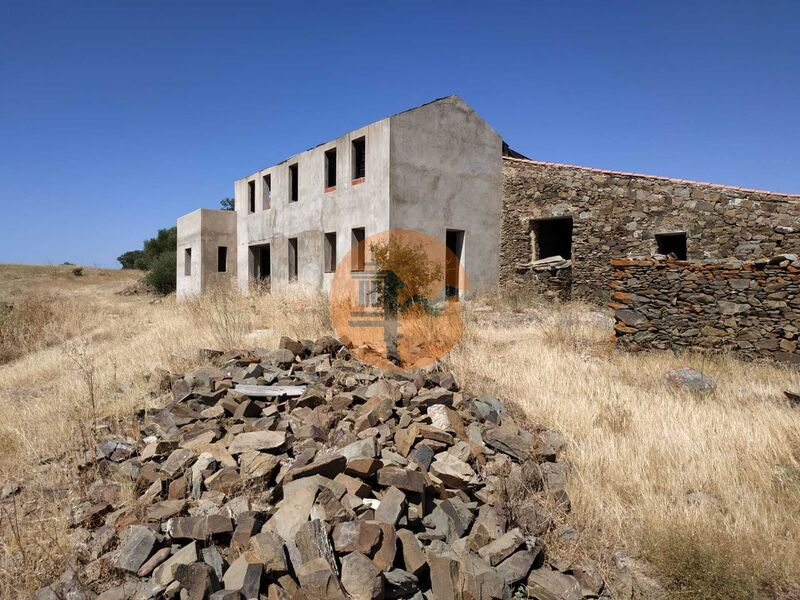 Farm, Ranch or Equestrian in Alcoutim - view 1