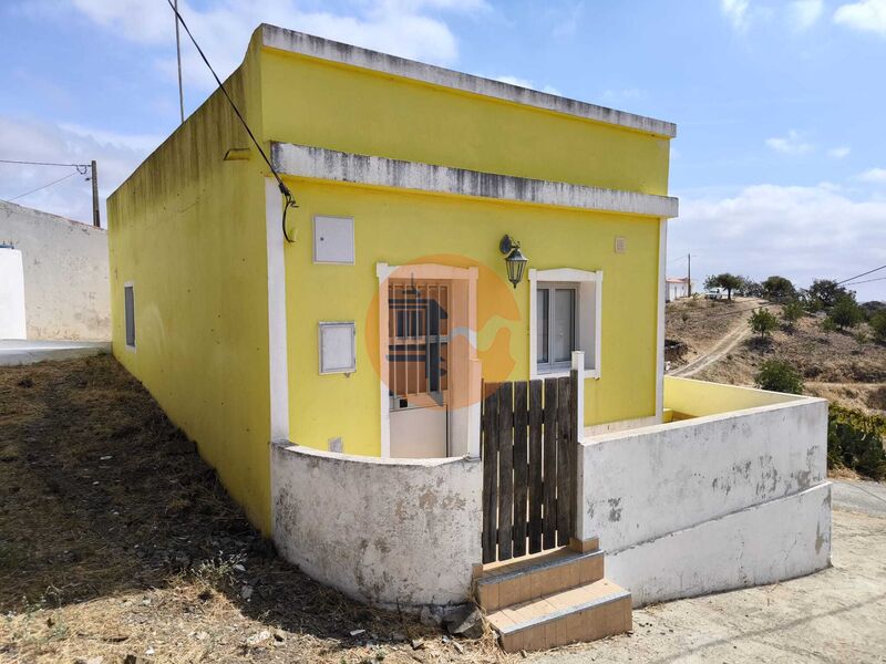 Villa in Azinhal - view 1