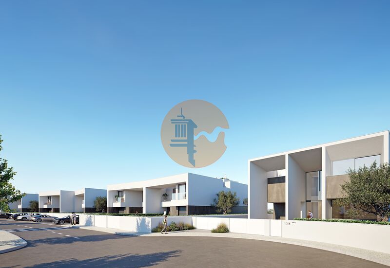 Villa in Lagos - view 1