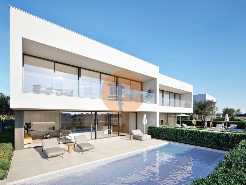 Villa in Lagos - view 1