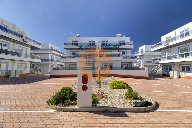 Apartment in Vila Real de Santo Antonio - view 1