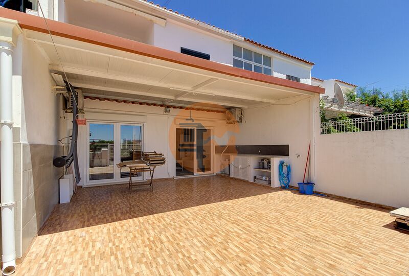 Villa in Monte Gordo - view 1