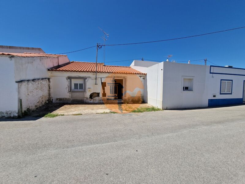 Villa in Azinhal - view 1