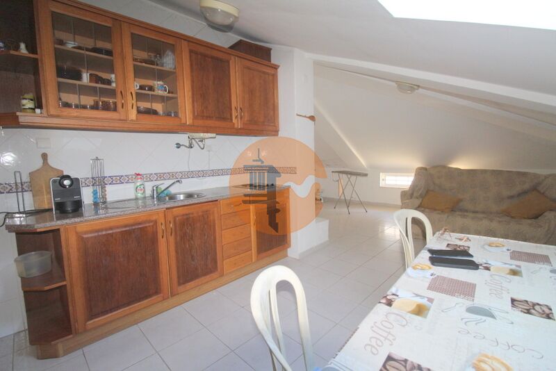 House in Monte Gordo - view 1