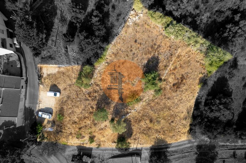 Land in Pera - view 1