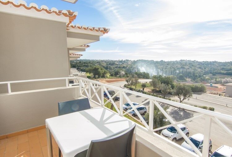 Apartment in Lagoa - view 1