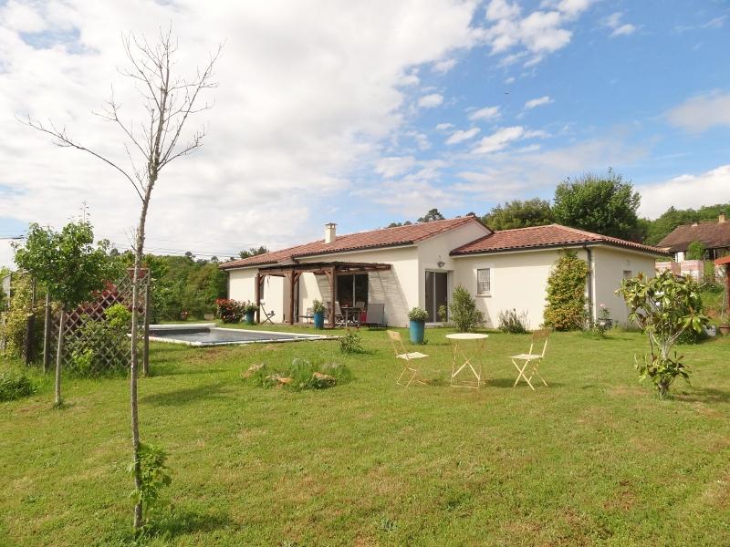 House in Arrondissement de Sarlat-la-Caneda - view 1